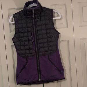 Patagonia Women's Black and Purple Vest